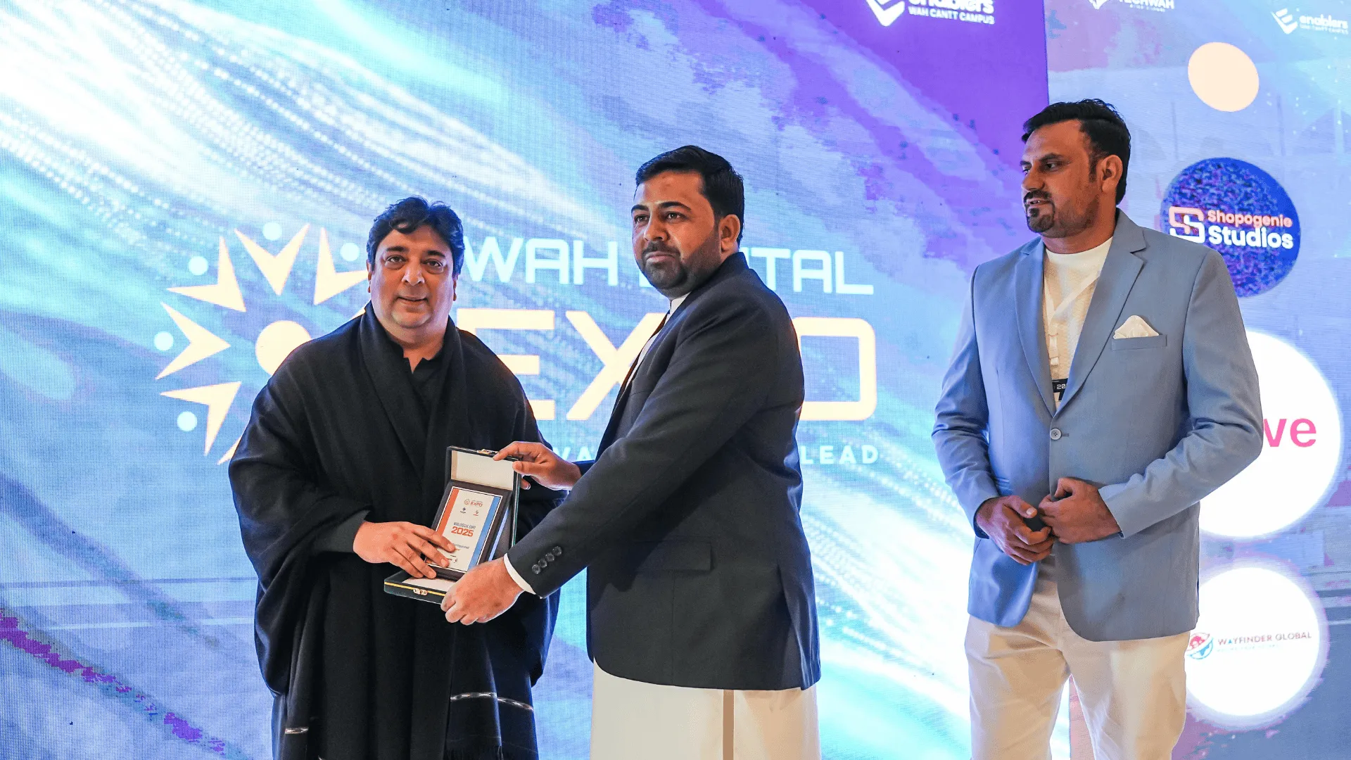 meetup with hisham server at digital expo event